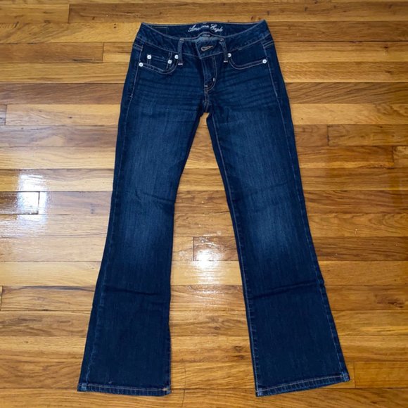 LAST CHANCE - American Eagle Favorite Boyfriend Jean Size 2 - Picture 4 of 8